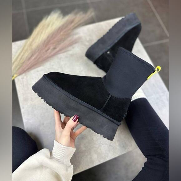 Ugg Classic Dipper Boot Black 9 - Picture 6 of 11